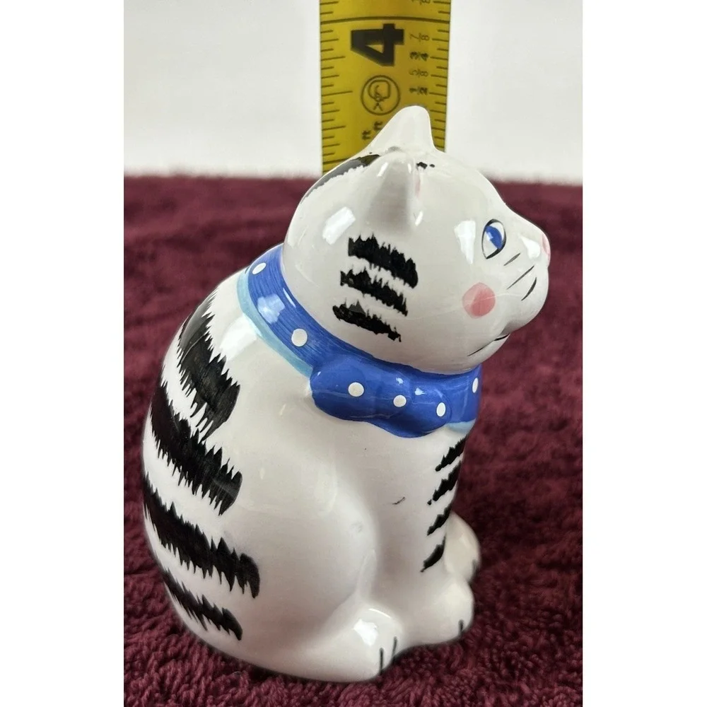 Coco Dowley Kitty Cat Novelty Salt & Pepper Shakers Certified International EUC
